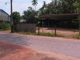 Semi Commercial Property for Urgent Sale in Rathupaswala, Belummahara.